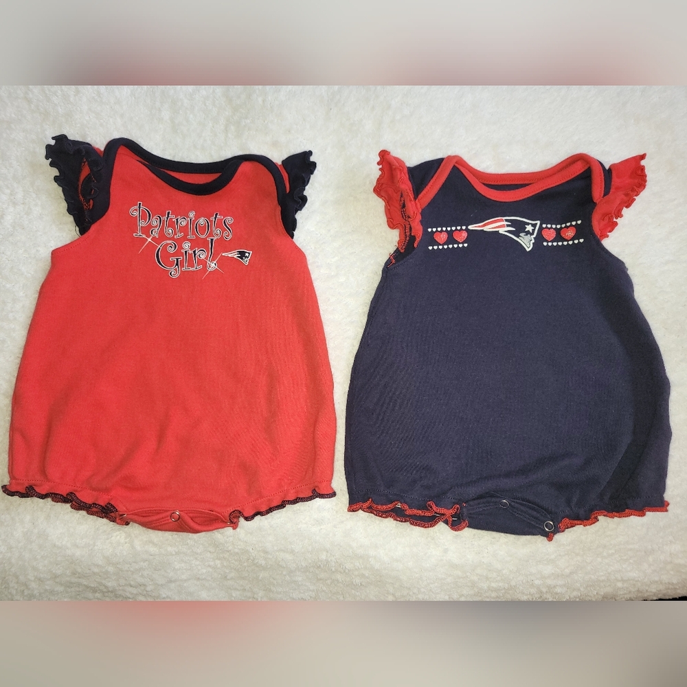 🏈 New England Patriots Baby Girls Rompers Bundle Red Navy Blue 3-6 Months ⭐️
